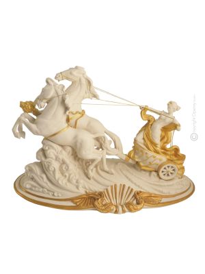 LE CHAR D'AURORA Statuette figurine en porcelaine de Capodimonte faite à la main en Italie