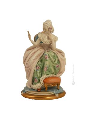 DAME AVEC MIROIR Statue figurine Capodimonte porcelaine faite à la main en Italie