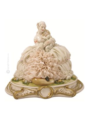 DAME AVEC ENFANT Statuette figurine en porcelaine de Capodimonte faite à la main en Italie