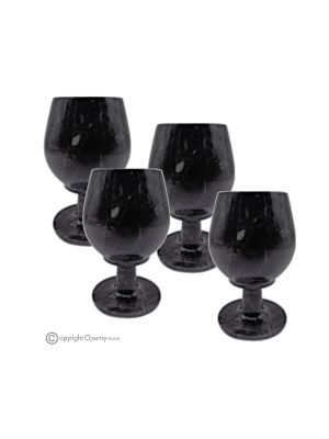 Lot de 4 verres en marbre noir Marquinia, authentique pierre naturelle non traitée uniquement pour l'eau, fait main.