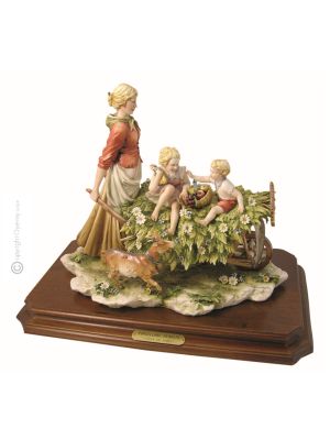 RETOUR DES CHAMPS Figurine en porcelaine Capodimonte faite à la main Made in Italy