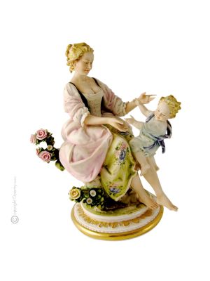 MÈRE AVEC ENFANT Figurine en porcelaine de Capodimonte faite à la main Fabriqué en Italie