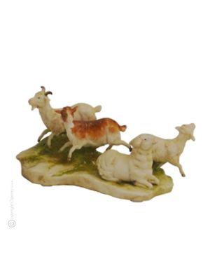 Statuette de figurine en porcelaine de MOUTON Capodimonte faite à la main en Italie