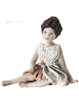 DALIA - Capodimonte, statuette romantique en porcelaine d'art unique.