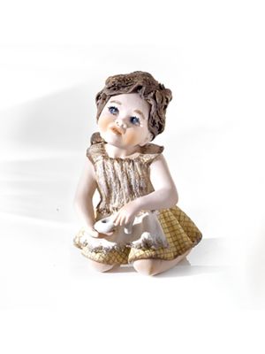 CENDRILLON En porcelaine de Capodimonte, statuette de conte de fées, romance et enchantement réunis.