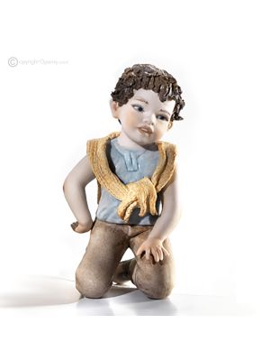 JULIEN - Véritable joyau de l'art italien, poupée exclusive en porcelaine.