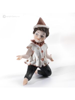 PINOCCHIO Figurine en porcelaine de conte de fées Capodimonte, grâce et magie dans les moindres détails.