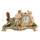 DAME AUX CHERUBONS Horloge de table en porcelaine Capodimonte, artisanat Made in Italy