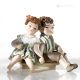 Statuette FRIENDS Capodimonte, beauté unique en porcelaine fine.