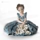 Figurine romantique en porcelaine LADY Capodimonte, détails élégants et beauté pure.
